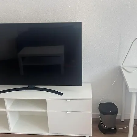 شقة Zentrales Haus Mit 8 ماين